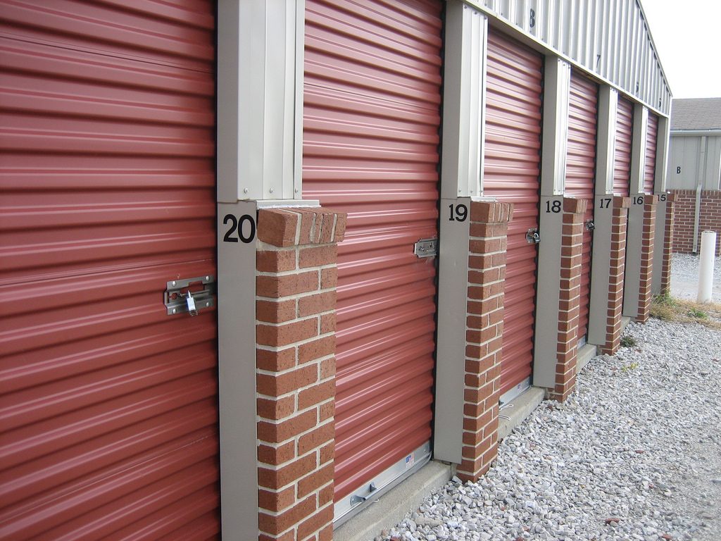 5 Questions to Ask Before Renting a Self-Storage Unit